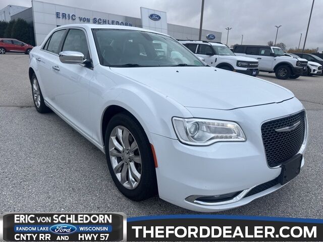 2020 Chrysler 300 Limited Milwaukee WI