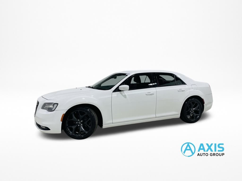 2020 Chrysler 300 S's photo