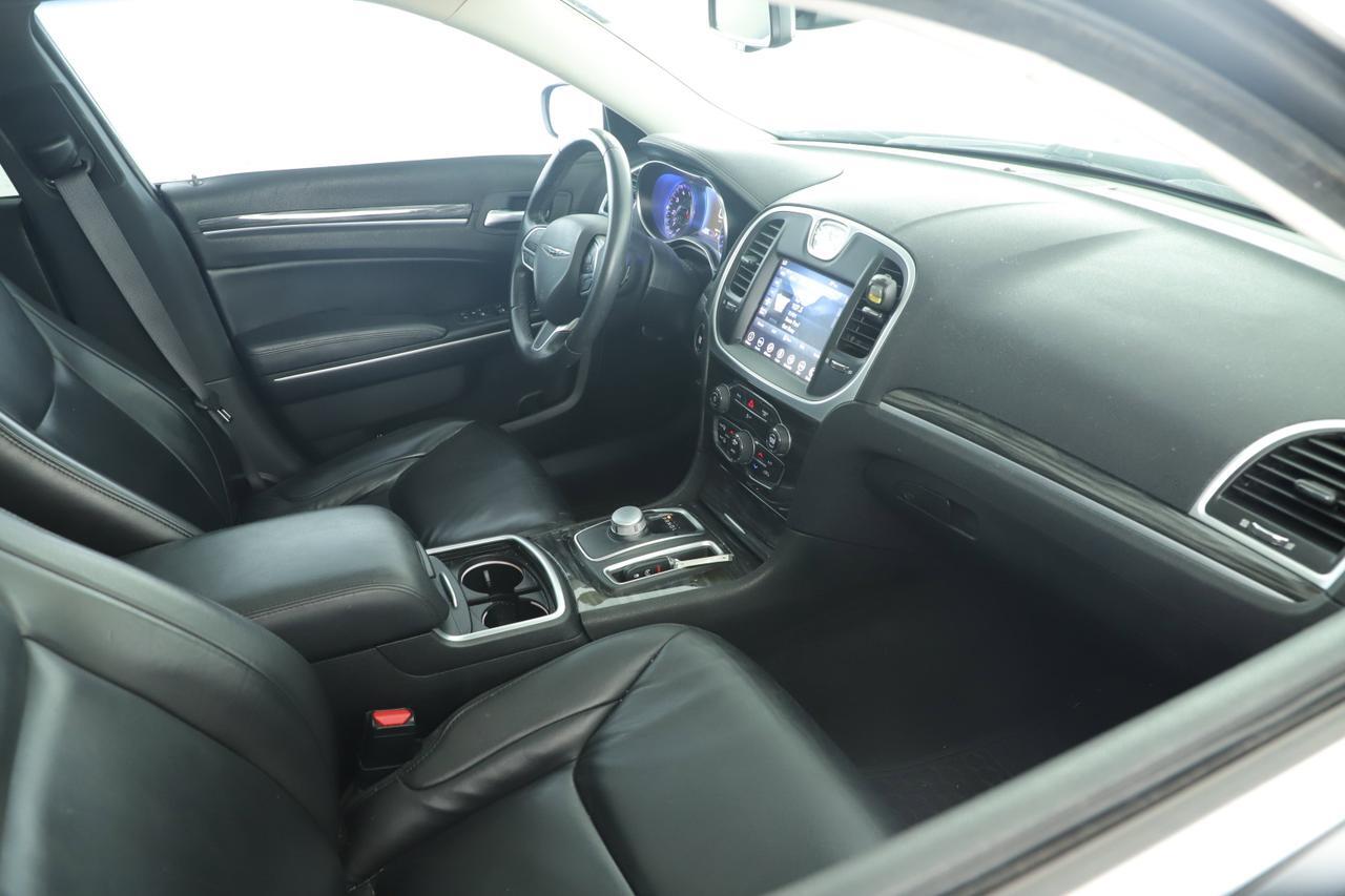 2020 Chrysler 300 Touring L New Braunfels TX