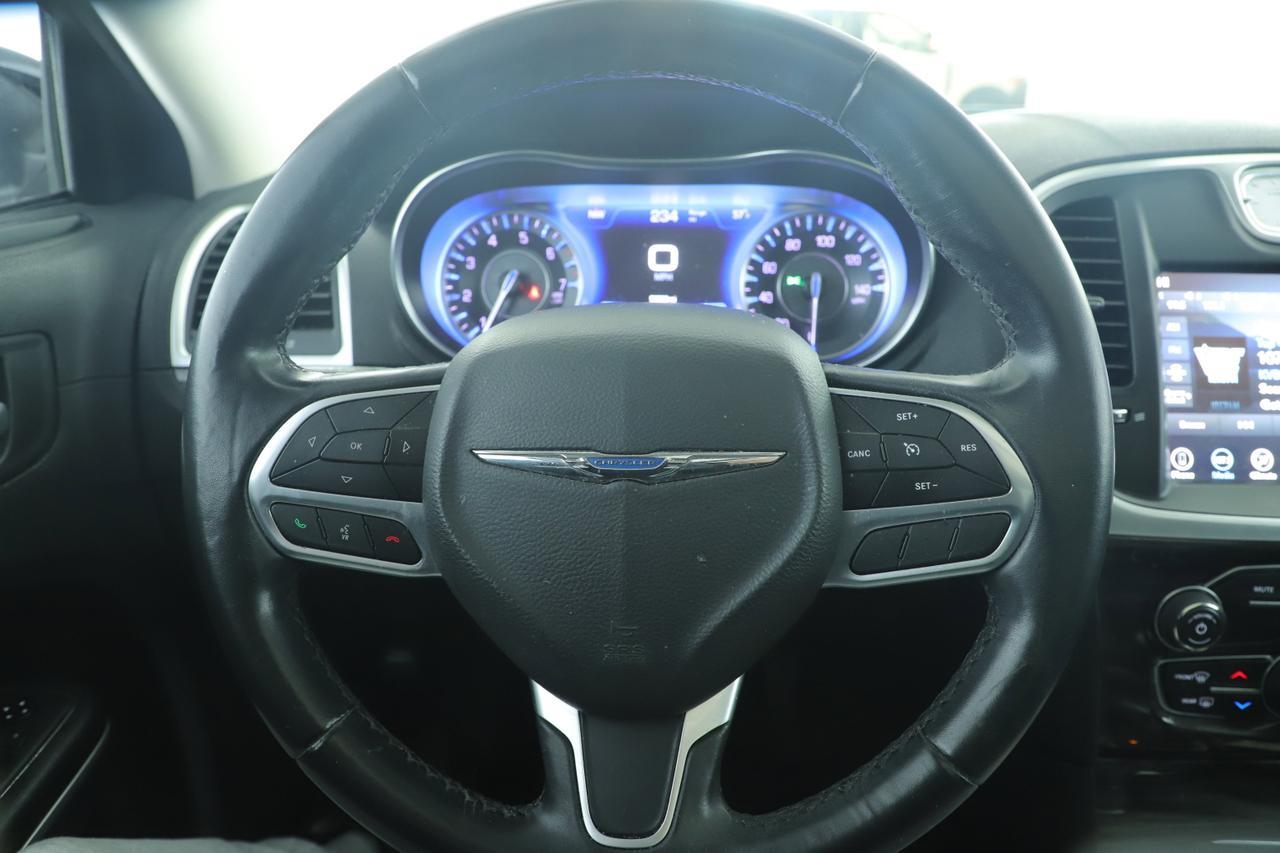 2020 Chrysler 300 Touring L New Braunfels TX