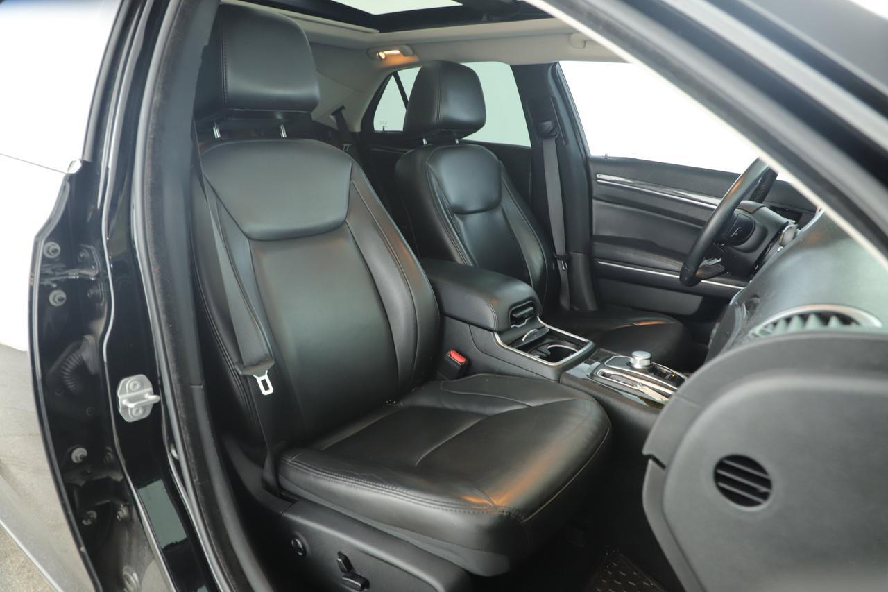 2020 Chrysler 300 Touring L New Braunfels TX