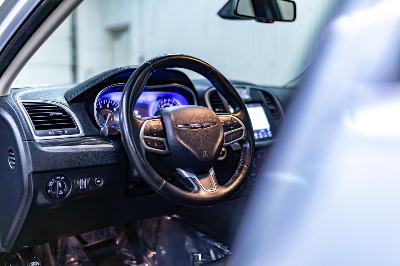 2020 Chrysler 300 Touring Leather Roof Nav BCam Red Deer AB