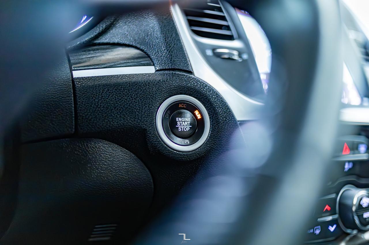 2020 Chrysler 300 Touring Leather Roof Nav BCam Red Deer AB