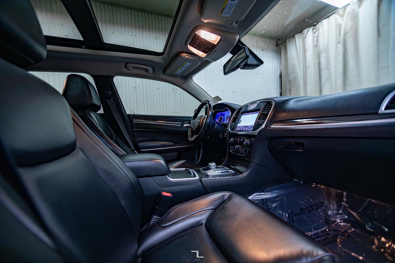 2020 Chrysler 300 Touring Leather Roof Nav BCam Red Deer AB