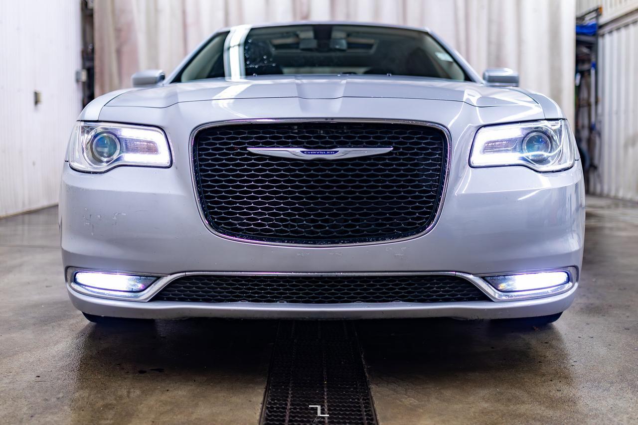 2020 Chrysler 300 Touring Leather Roof Nav BCam Red Deer AB