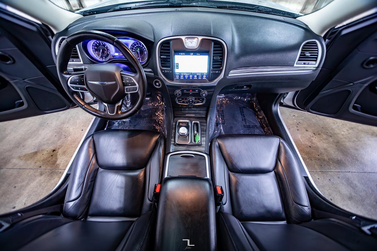 2020 Chrysler 300 Touring Leather Roof Nav BCam Red Deer AB