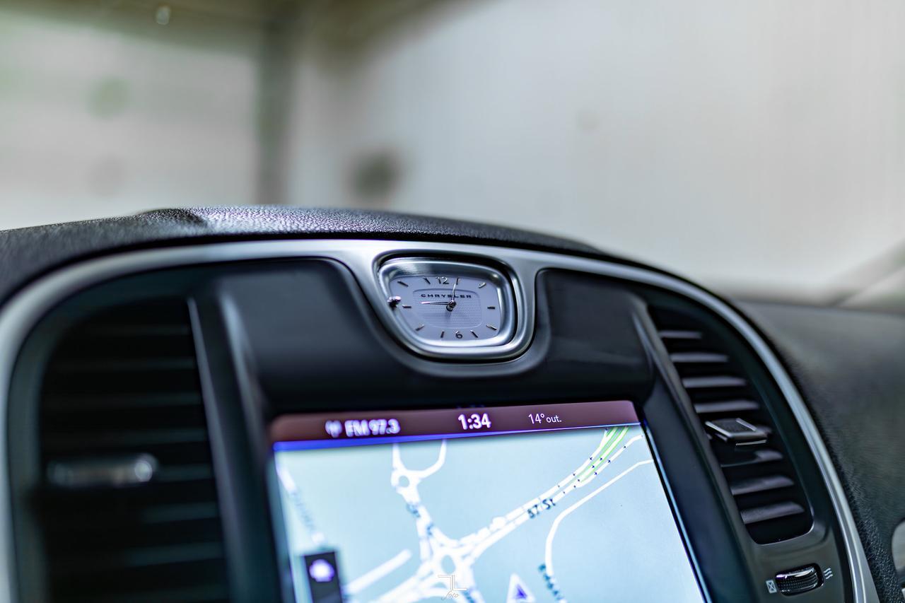 2020 Chrysler 300 Touring Leather Roof Nav BCam Red Deer AB