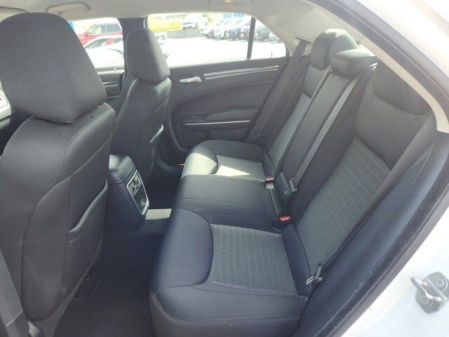 2020 Chrysler 300 Touring Farmington MO