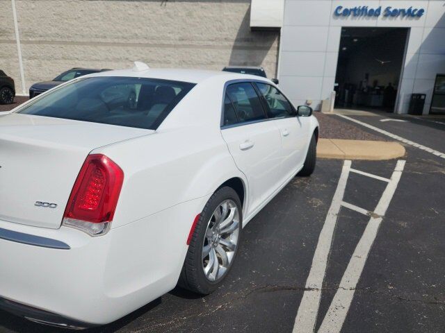 2020 Chrysler 300 Touring Farmington MO