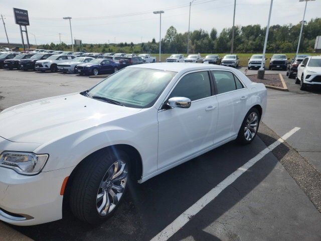 2020 Chrysler 300 Touring Farmington MO
