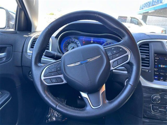 2020 Chrysler 300 Touring Farmington MO