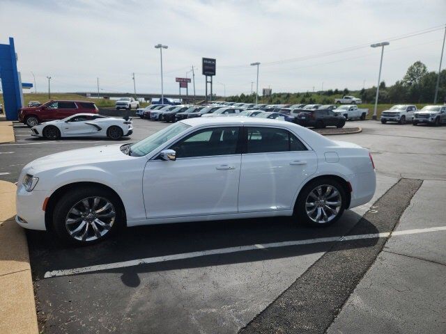 2020 Chrysler 300 Touring Farmington MO
