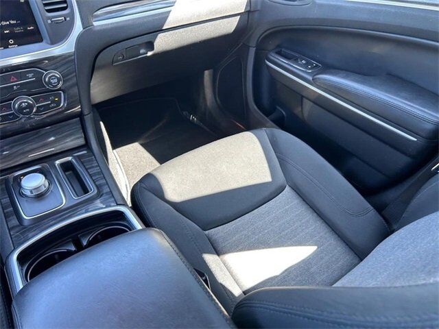 2020 Chrysler 300 Touring Farmington MO