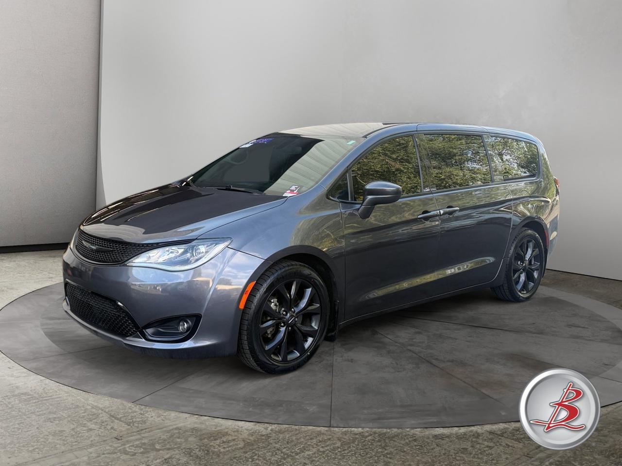 2020 Chrysler PACIFICA Touring