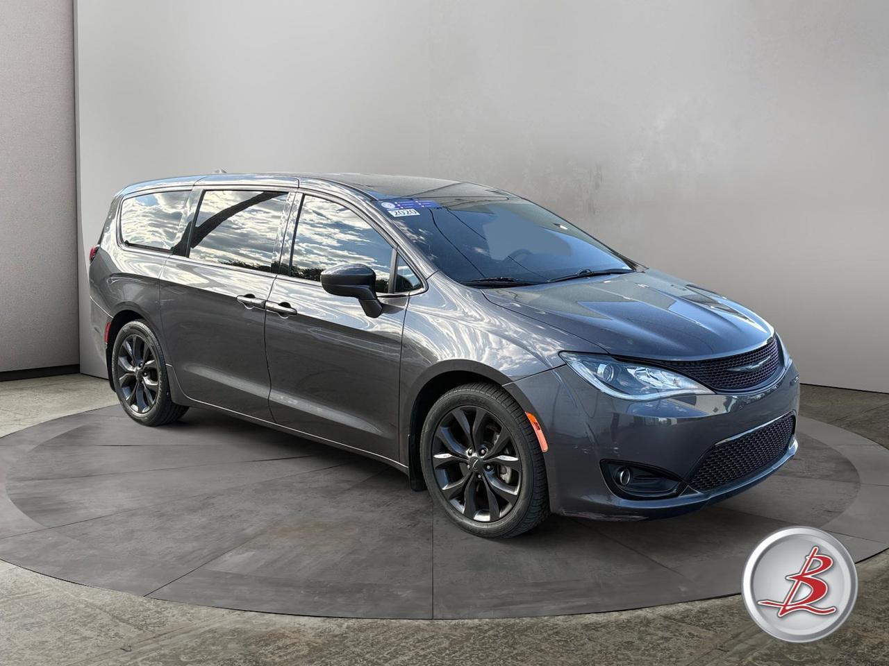 2020 Chrysler PACIFICA Touring