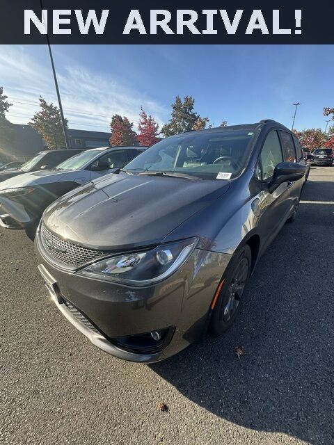 2020 Chrysler Pacifica Hybrid Limited Renton WA