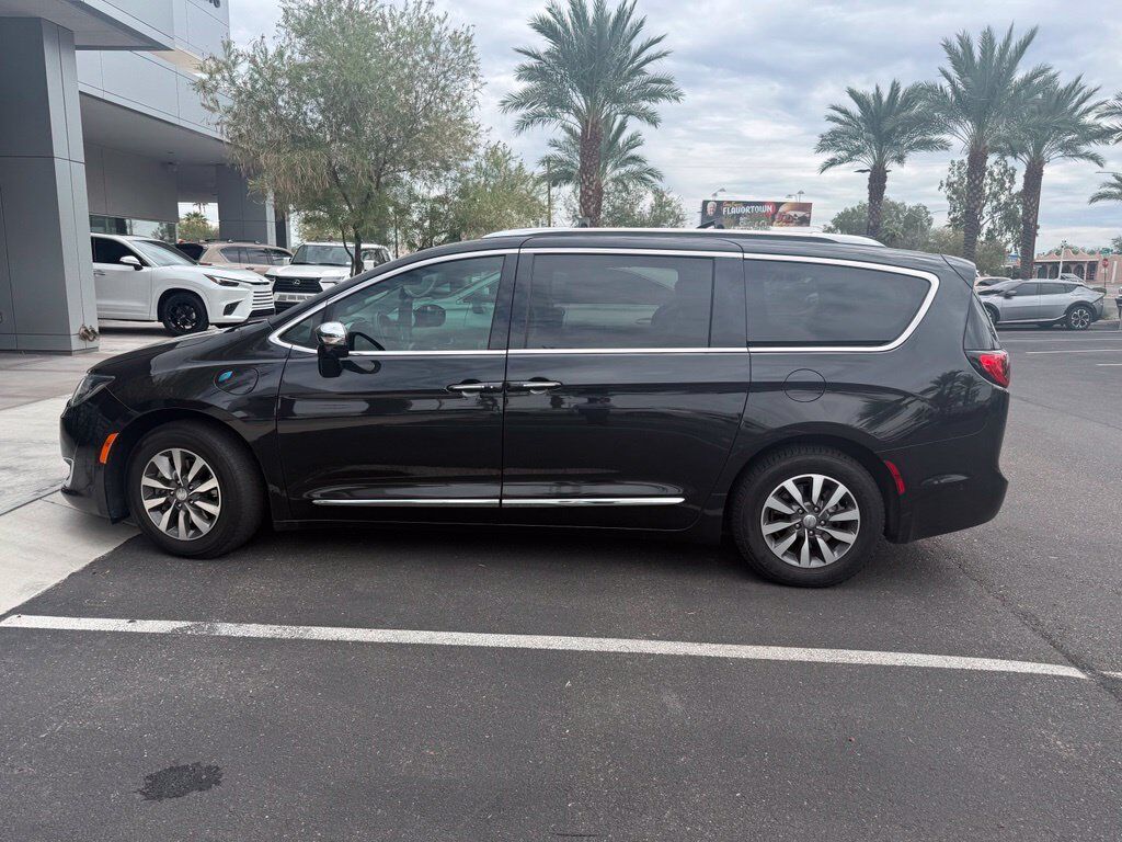 2020 Chrysler Pacifica Hybrid Limited