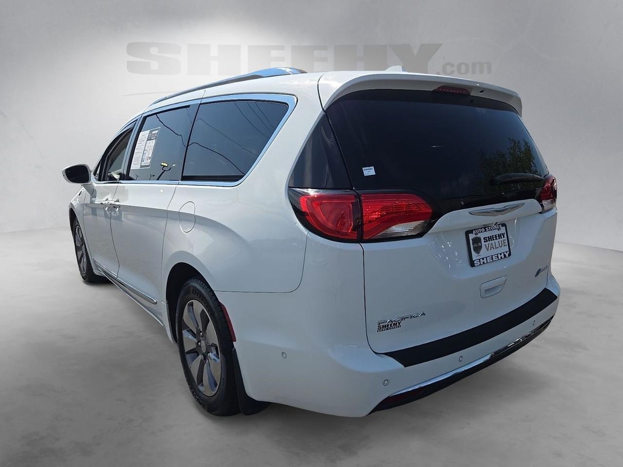 2020 Chrysler Pacifica Hybrid Limited Fredericksburg VA