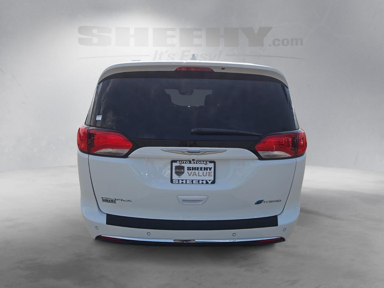 2020 Chrysler Pacifica Hybrid Limited Fredericksburg VA