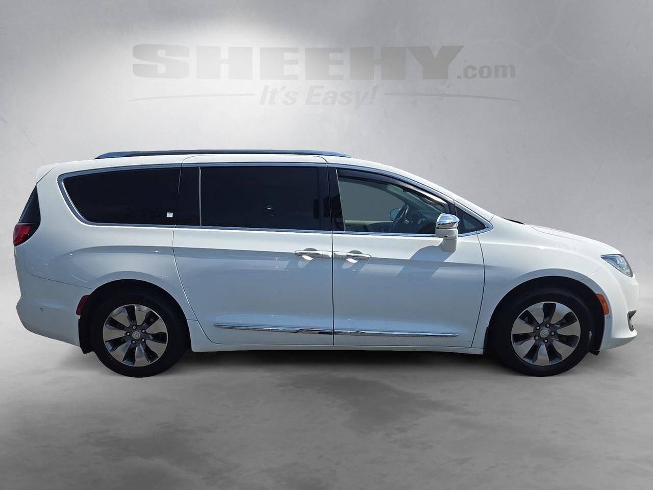 2020 Chrysler Pacifica Hybrid Limited Fredericksburg VA