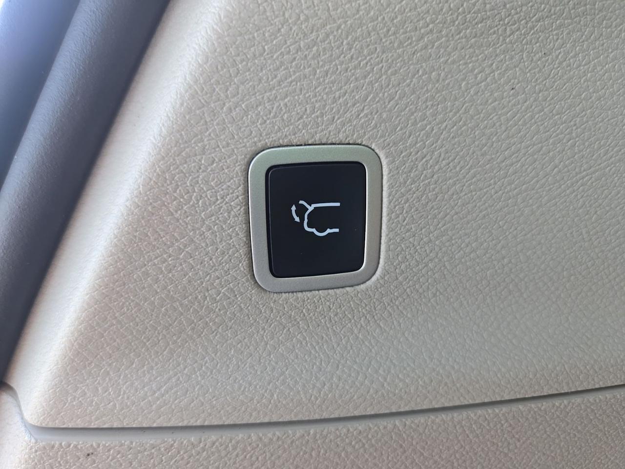 2020 Chrysler Pacifica Hybrid Limited Fredericksburg VA