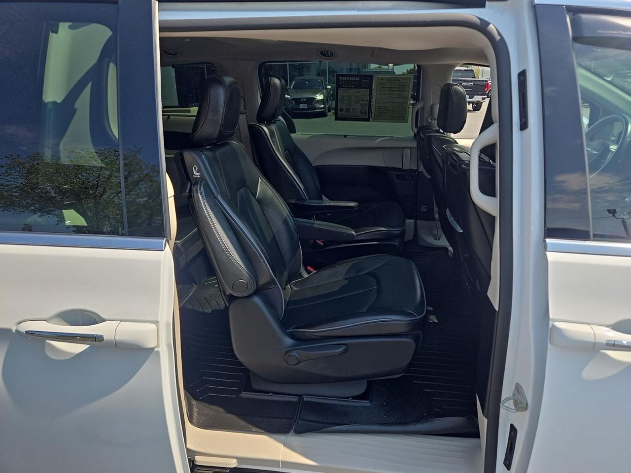 2020 Chrysler Pacifica Hybrid Limited Fredericksburg VA