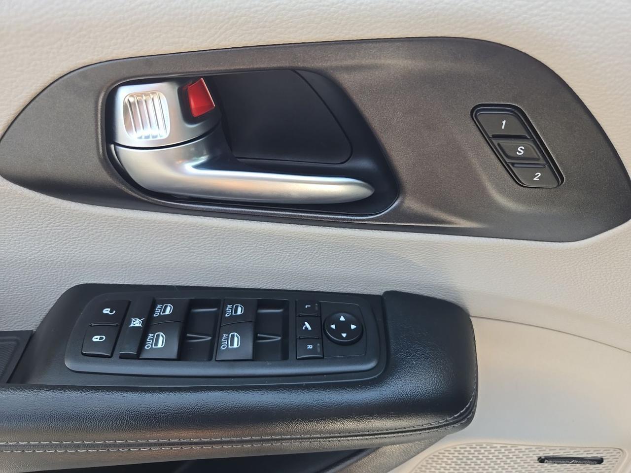 2020 Chrysler Pacifica Hybrid Limited Fredericksburg VA