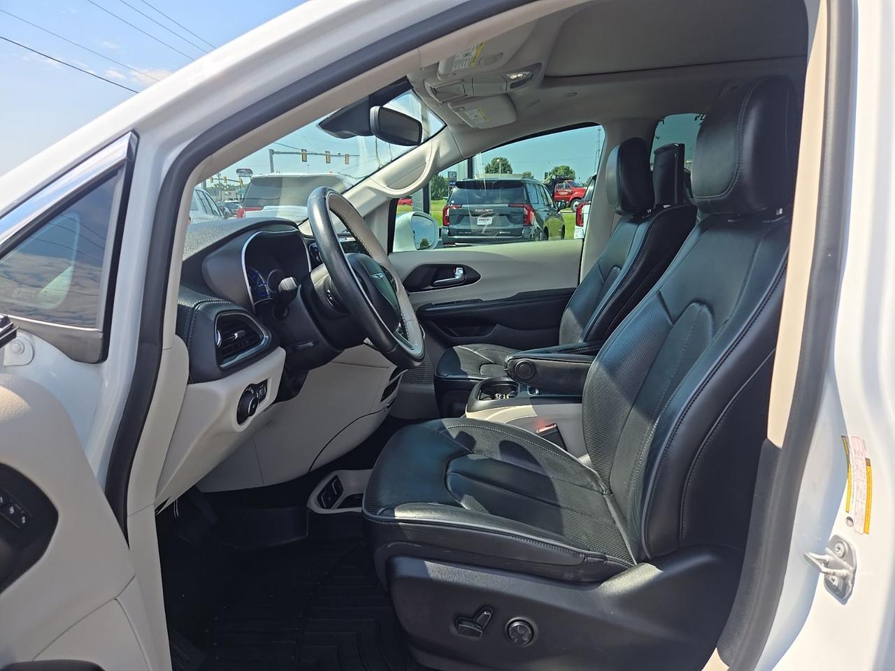 2020 Chrysler Pacifica Hybrid Limited Fredericksburg VA