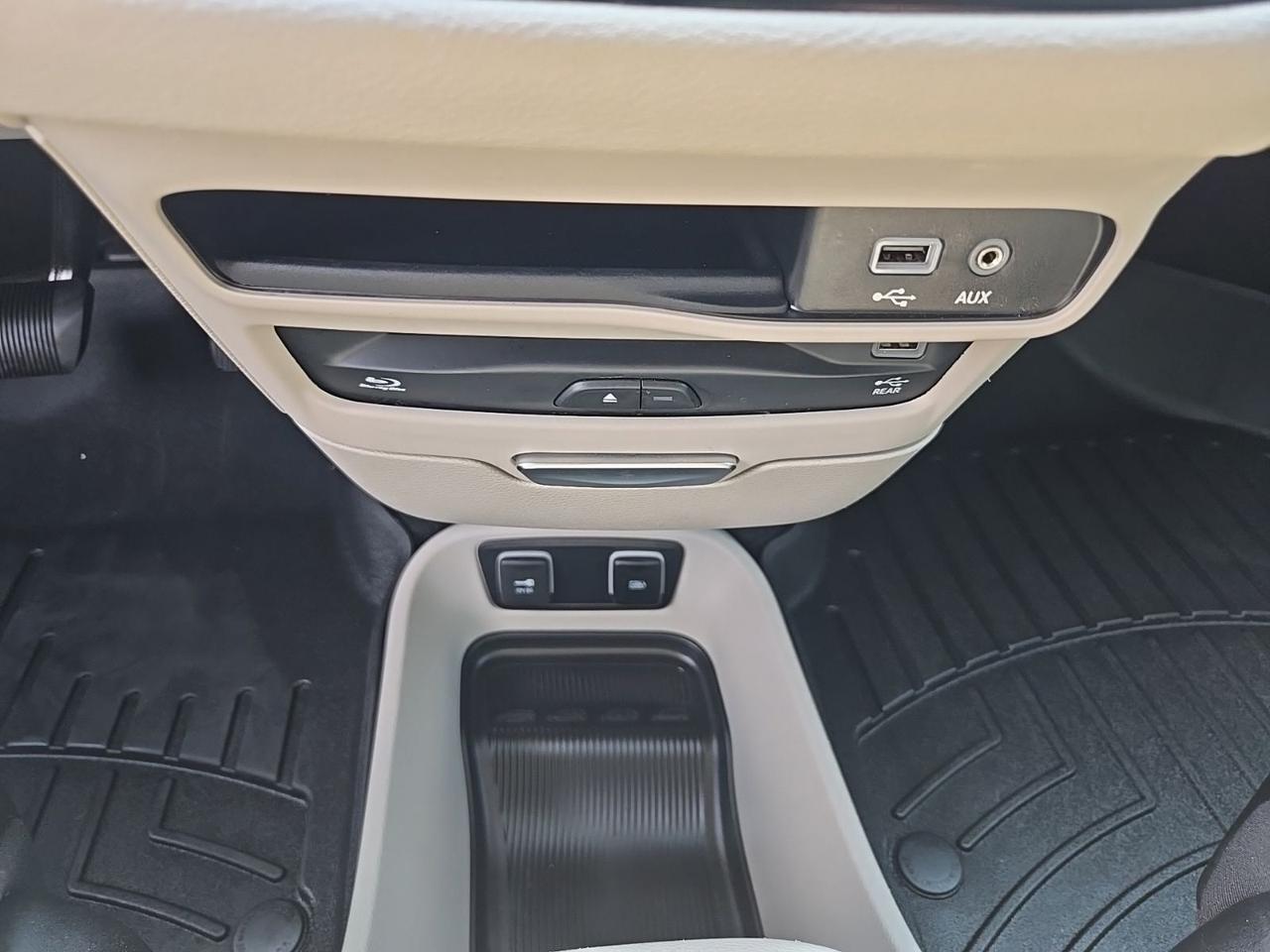 2020 Chrysler Pacifica Hybrid Limited Fredericksburg VA