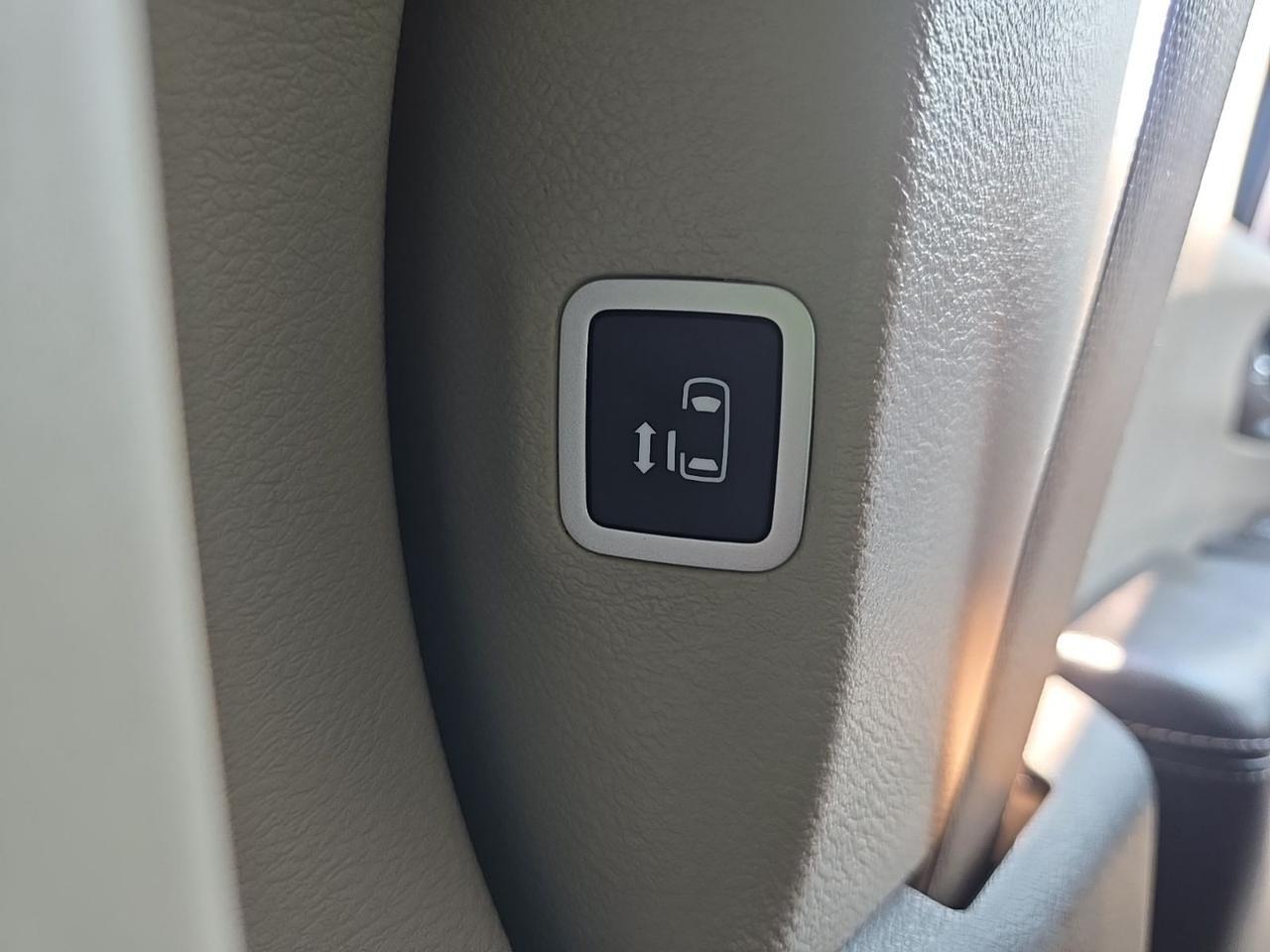 2020 Chrysler Pacifica Hybrid Limited Fredericksburg VA