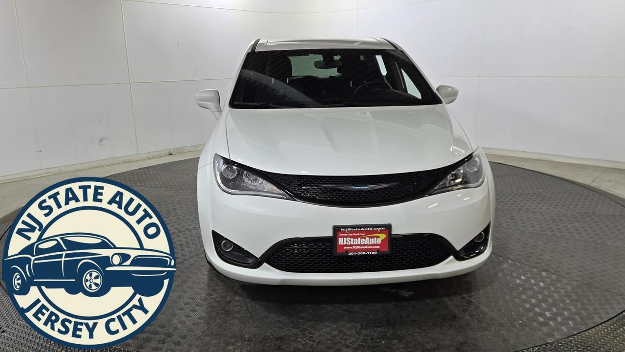 2020 Chrysler Pacifica Hybrid Touring Jersey City NJ