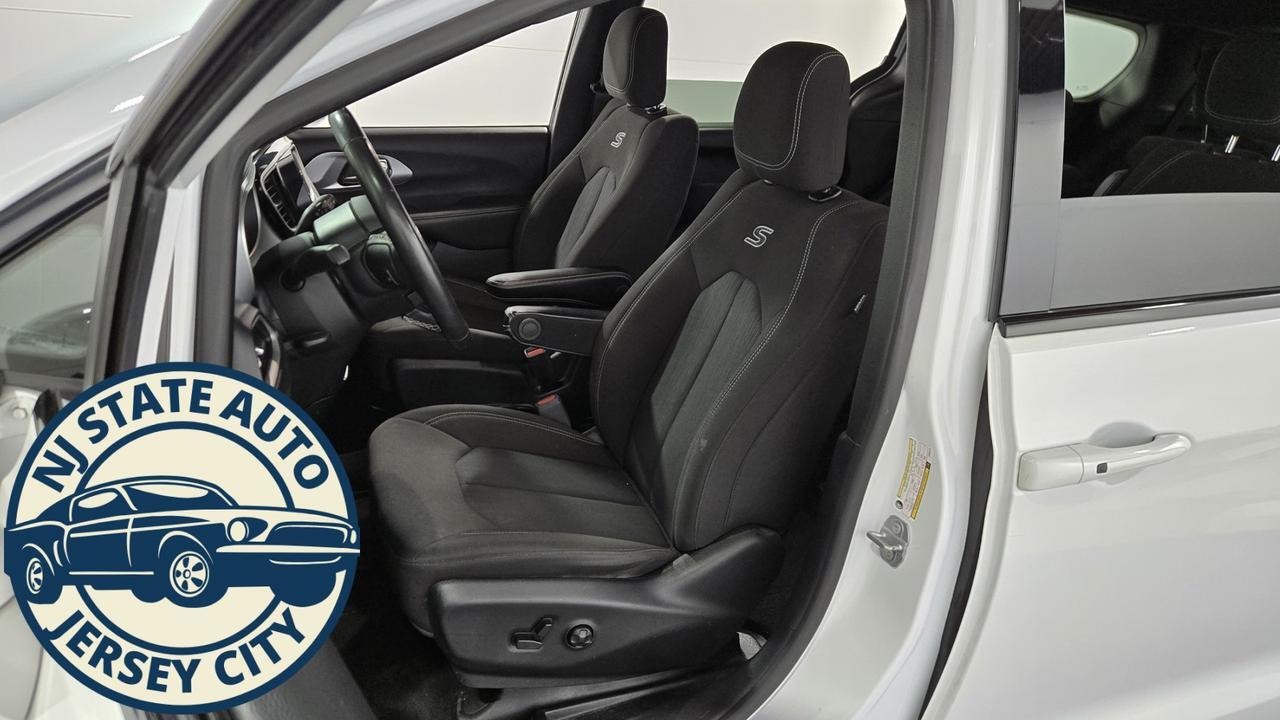 2020 Chrysler Pacifica Hybrid Touring Jersey City NJ