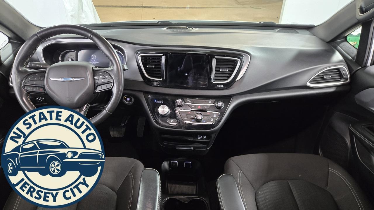 2020 Chrysler Pacifica Hybrid Touring Jersey City NJ