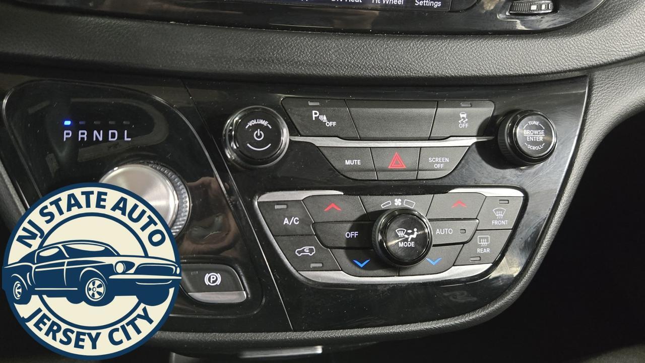 2020 Chrysler Pacifica Hybrid Touring Jersey City NJ