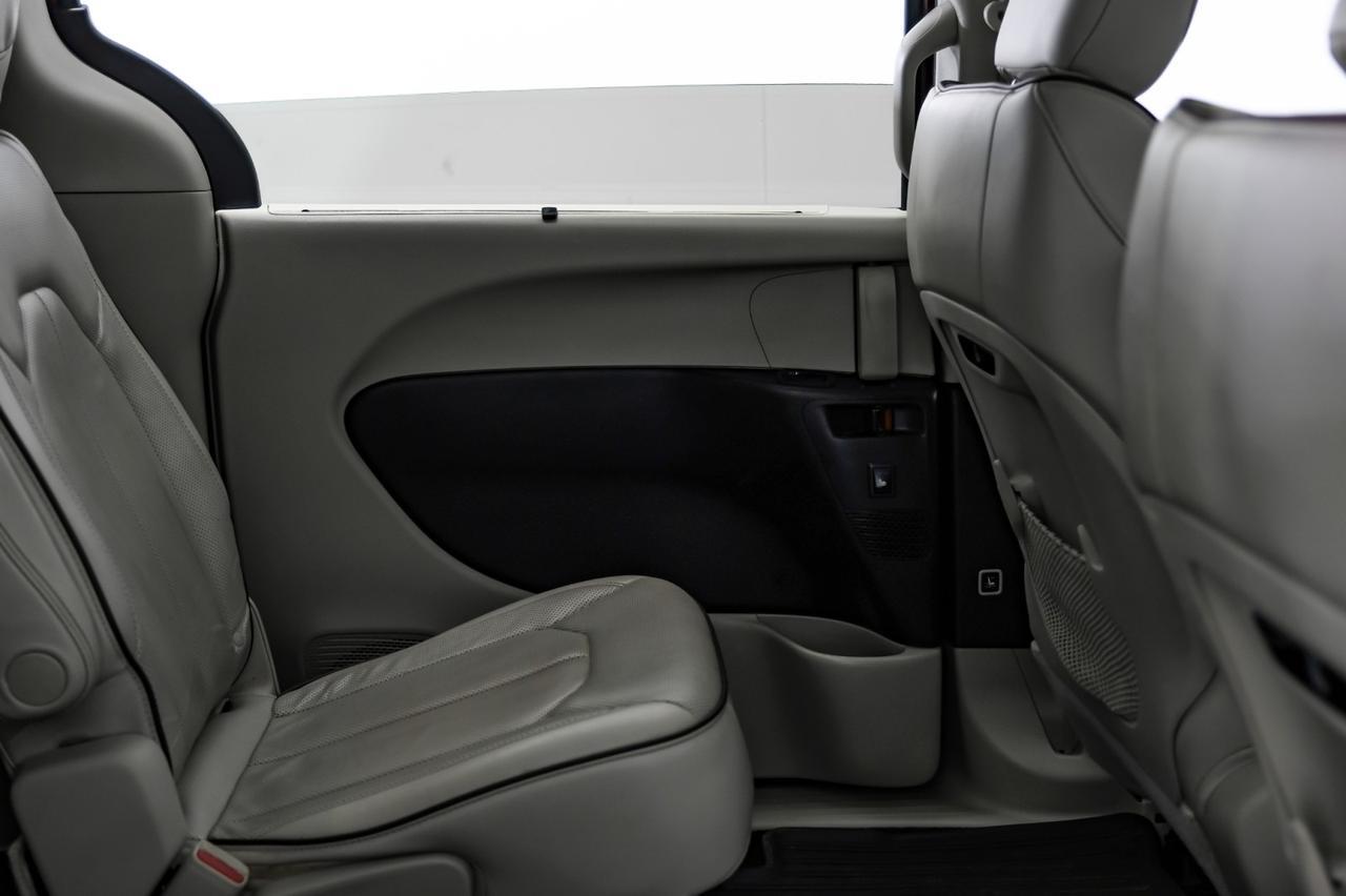 2020 Chrysler Pacifica LIMITED BLIND SPOT NAVIGATION PANORAMA LEATHER HEATED & COOLED S Carrollton TX