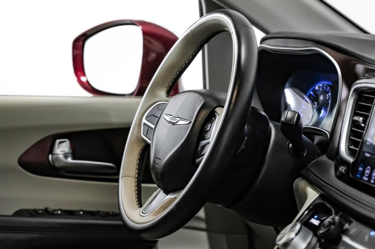 2020 Chrysler Pacifica LIMITED BLIND SPOT NAVIGATION PANORAMA LEATHER HEATED & COOLED S Carrollton TX