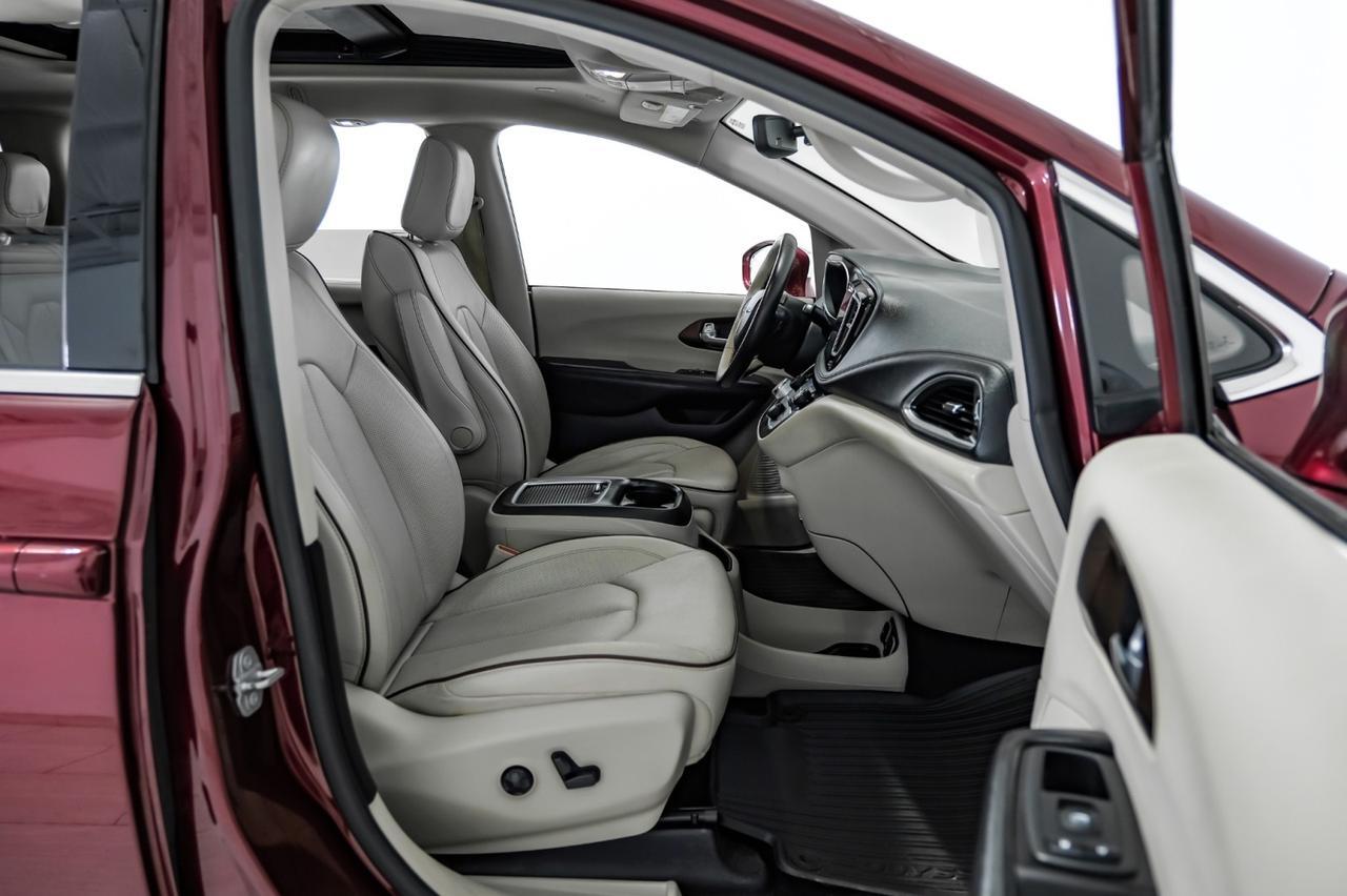 2020 Chrysler Pacifica LIMITED BLIND SPOT NAVIGATION PANORAMA LEATHER HEATED & COOLED S Carrollton TX