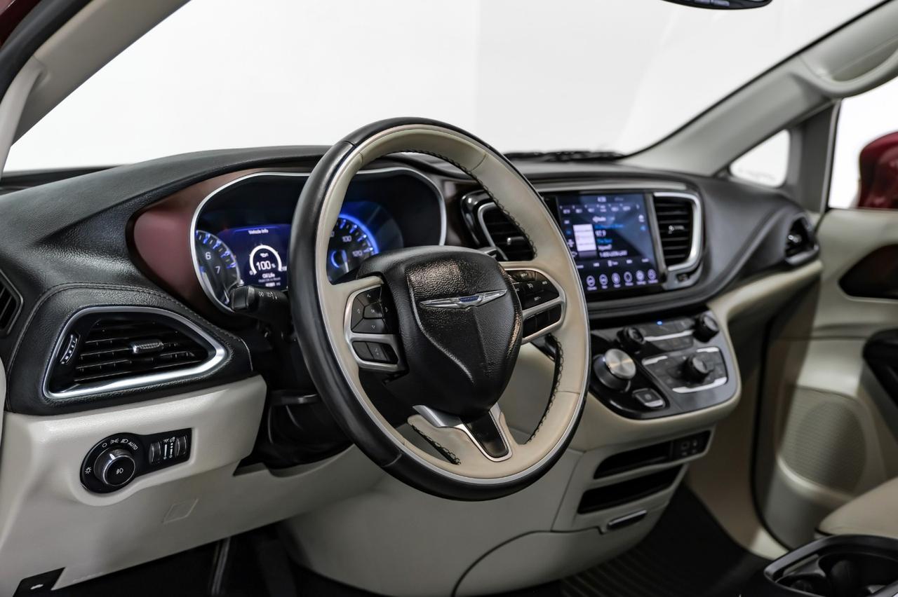 2020 Chrysler Pacifica LIMITED BLIND SPOT NAVIGATION PANORAMA LEATHER HEATED & COOLED S Carrollton TX