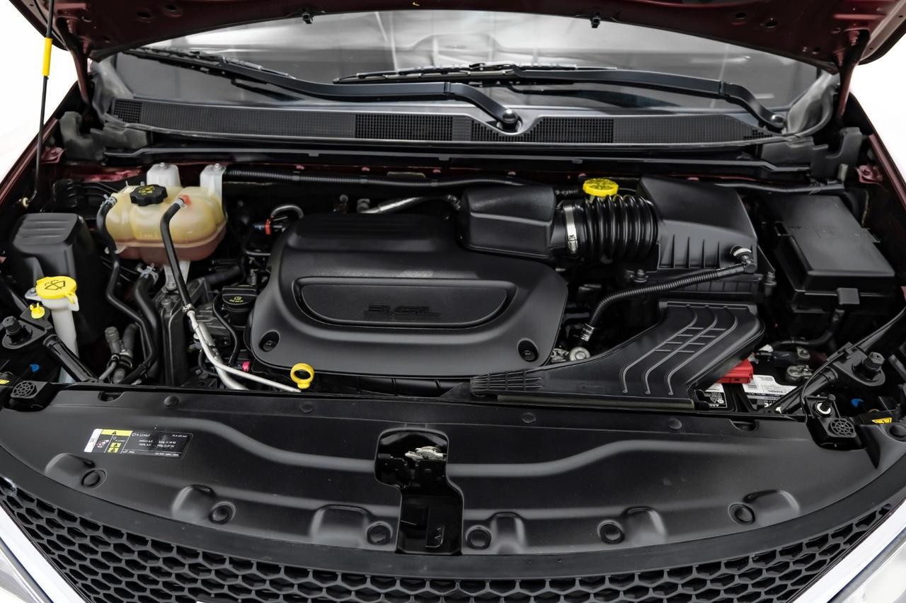 2020 Chrysler Pacifica LIMITED BLIND SPOT NAVIGATION PANORAMA LEATHER HEATED & COOLED S Carrollton TX