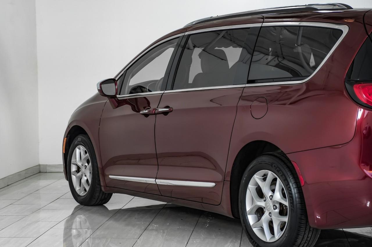 2020 Chrysler Pacifica LIMITED BLIND SPOT NAVIGATION PANORAMA LEATHER HEATED & COOLED SEATS REAR CAMERA Carrollton TX