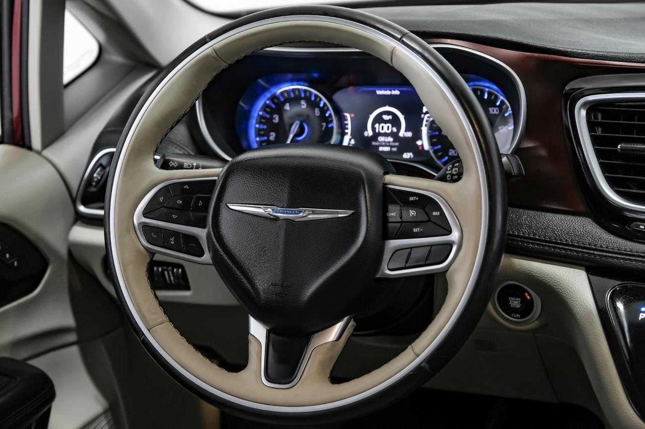 2020 Chrysler Pacifica LIMITED BLIND SPOT NAVIGATION PANORAMA LEATHER HEATED & COOLED SEATS REAR CAMERA Carrollton TX