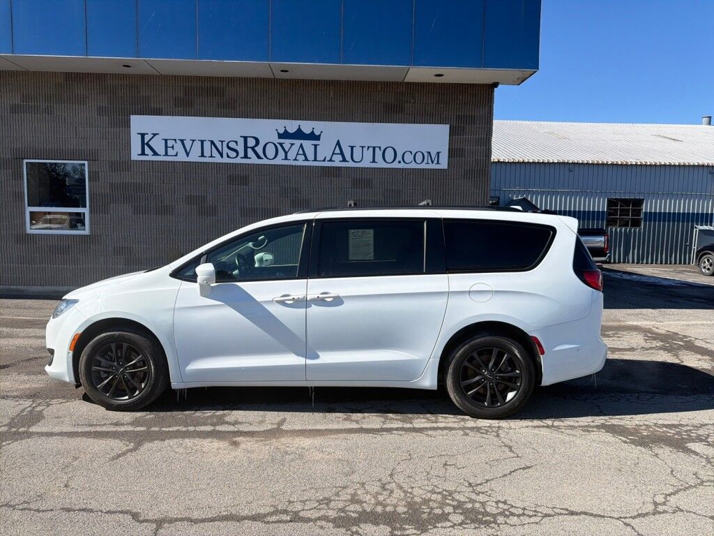 2020 Chrysler Pacifica Launch Edition