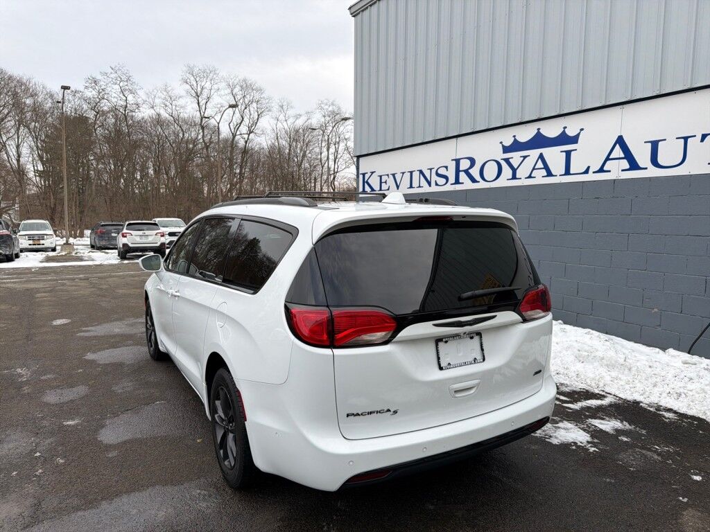 2020 Chrysler Pacifica Launch Edition Owego NY