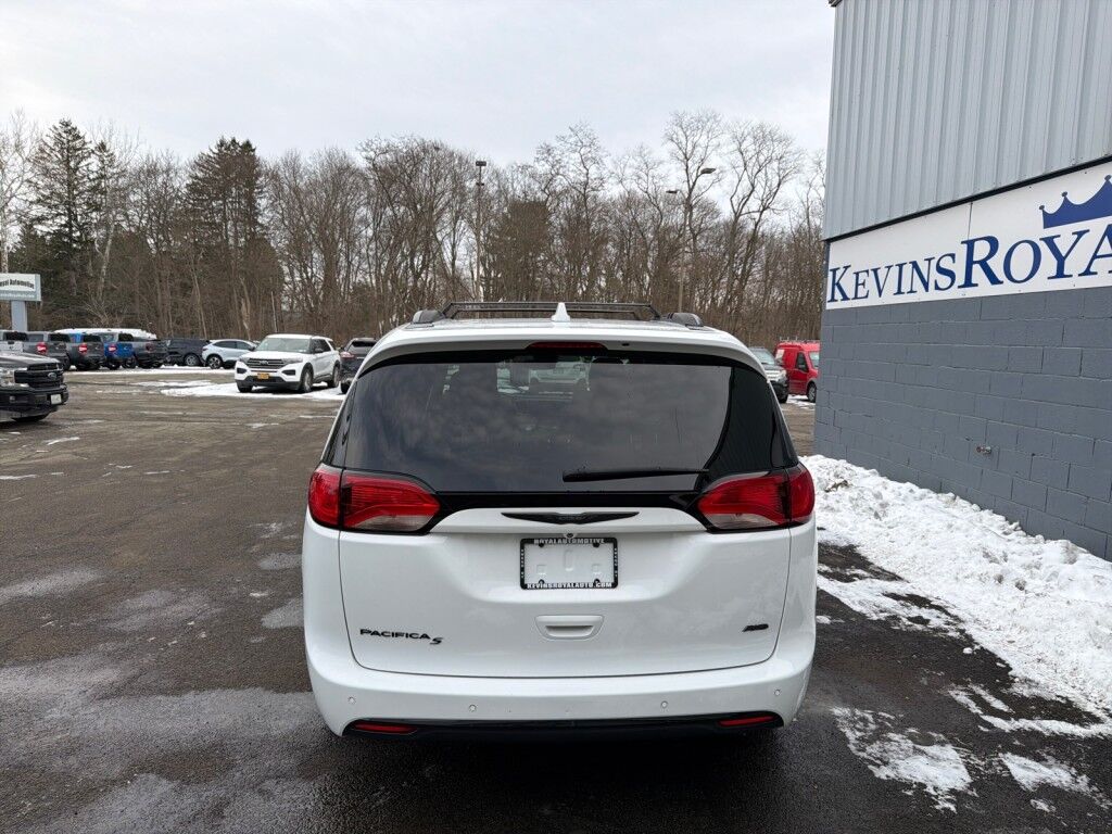 2020 Chrysler Pacifica Launch Edition Owego NY