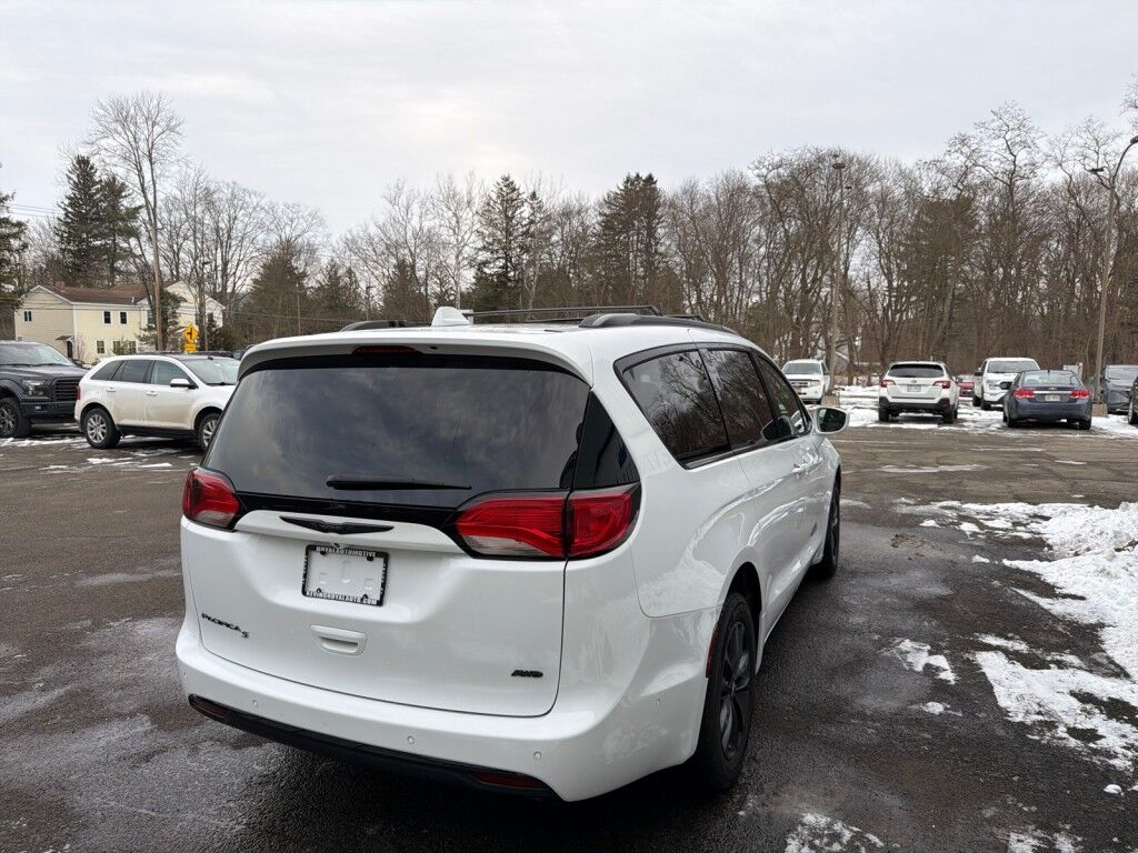 2020 Chrysler Pacifica Launch Edition Owego NY