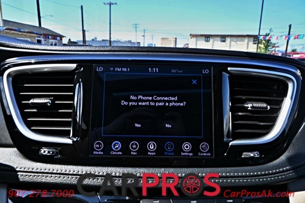 2020 Chrysler Pacifica Limited - Front Leather Heated & Cooled Seats - Heated Steering Wheel - Panoramic Sunroof - Navigation - Power Liftgate - Remote Start - Heated 2nd Row - 3rd Row - Seats 7 - Bluetooth Anchorage AK