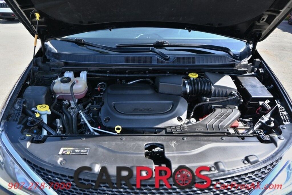 2020 Chrysler Pacifica Limited - Front Leather Heated & Cooled Seats - Heated Steering Wheel - Panoramic Sunroof - Navigation - Power Liftgate - Remote Start - Heated 2nd Row - 3rd Row - Seats 7 - Bluetooth Anchorage AK