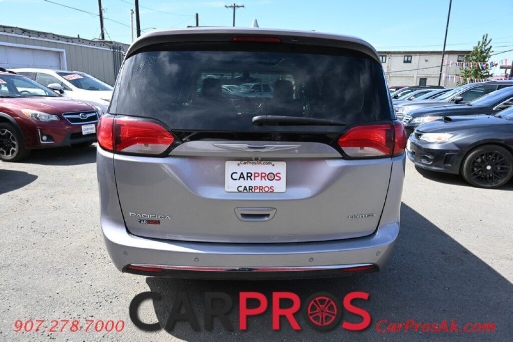 2020 Chrysler Pacifica Limited - Remote Start - Front Heated & Cooled Leather Seats - 2nd Row Heated Seats - Heated Steering Wheel - Bluetooth - Apple CarPlay & Andriod Auto - Backup Camera - Nav - Sunroof - 3rd Row Seats 7 - HID Headlights Anchorage AK