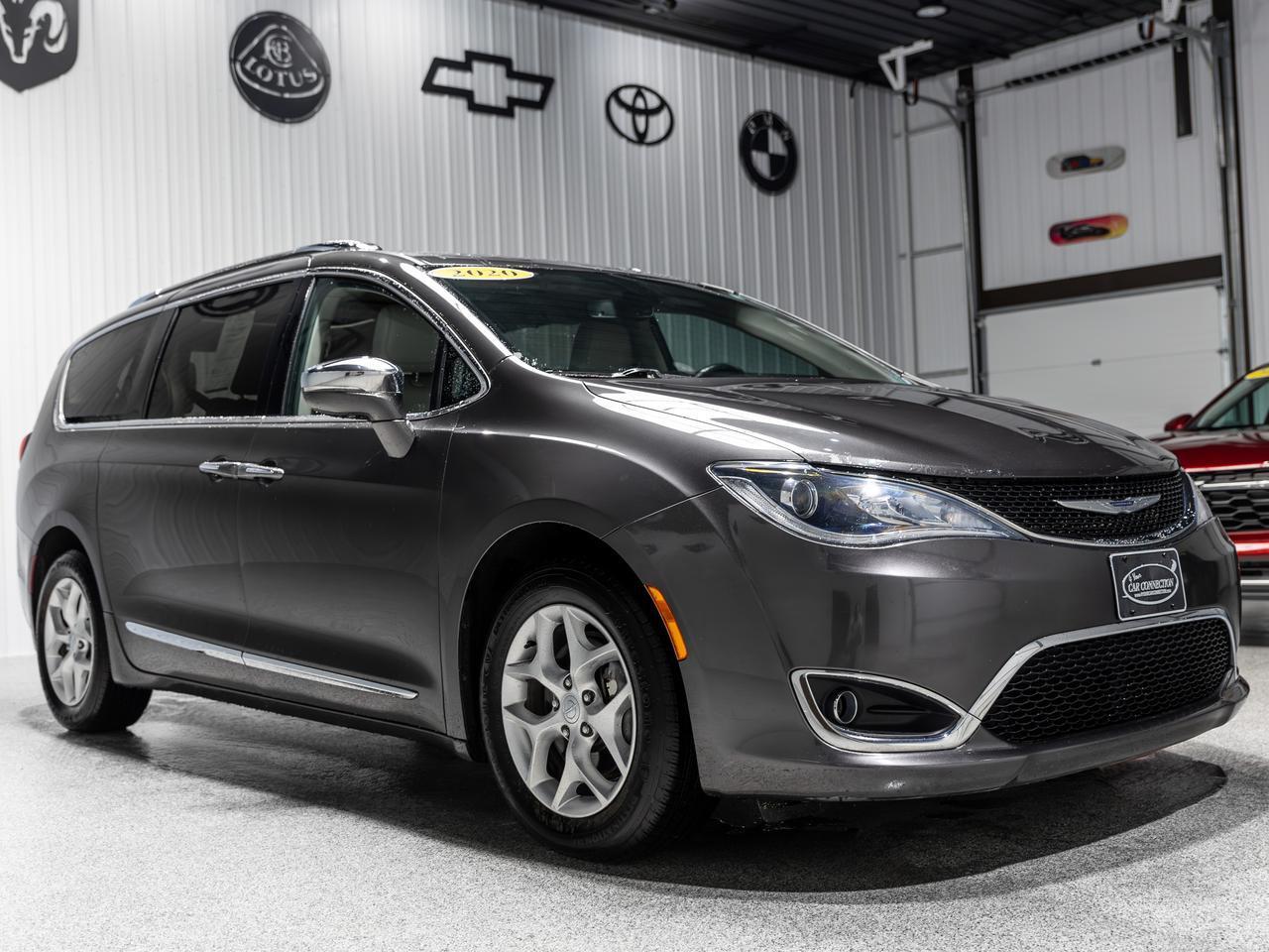 2020 Chrysler Pacifica Limited 7-Passenger NAV