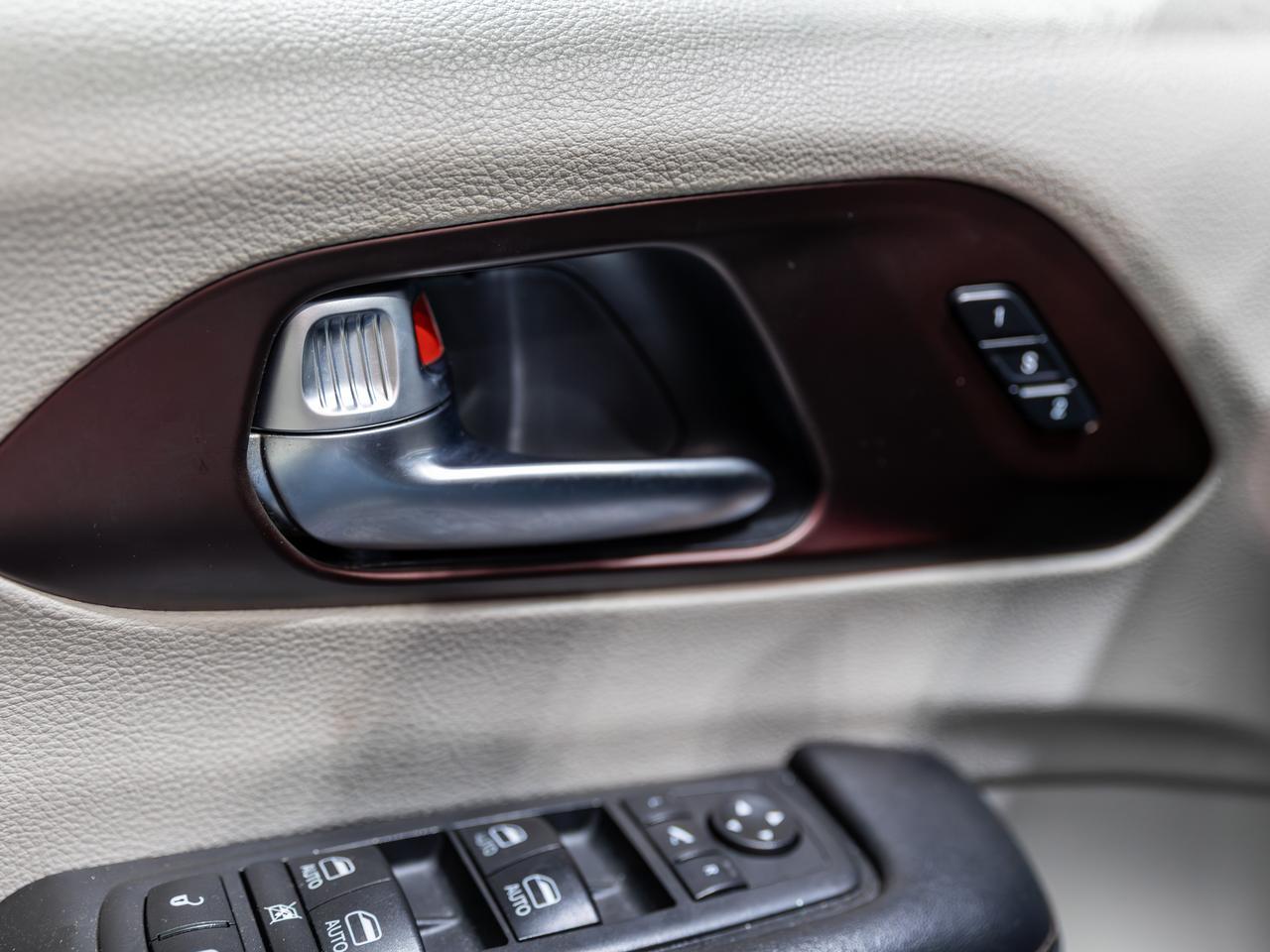 2020 Chrysler Pacifica Limited 7-Passenger NAV Cranberry PA